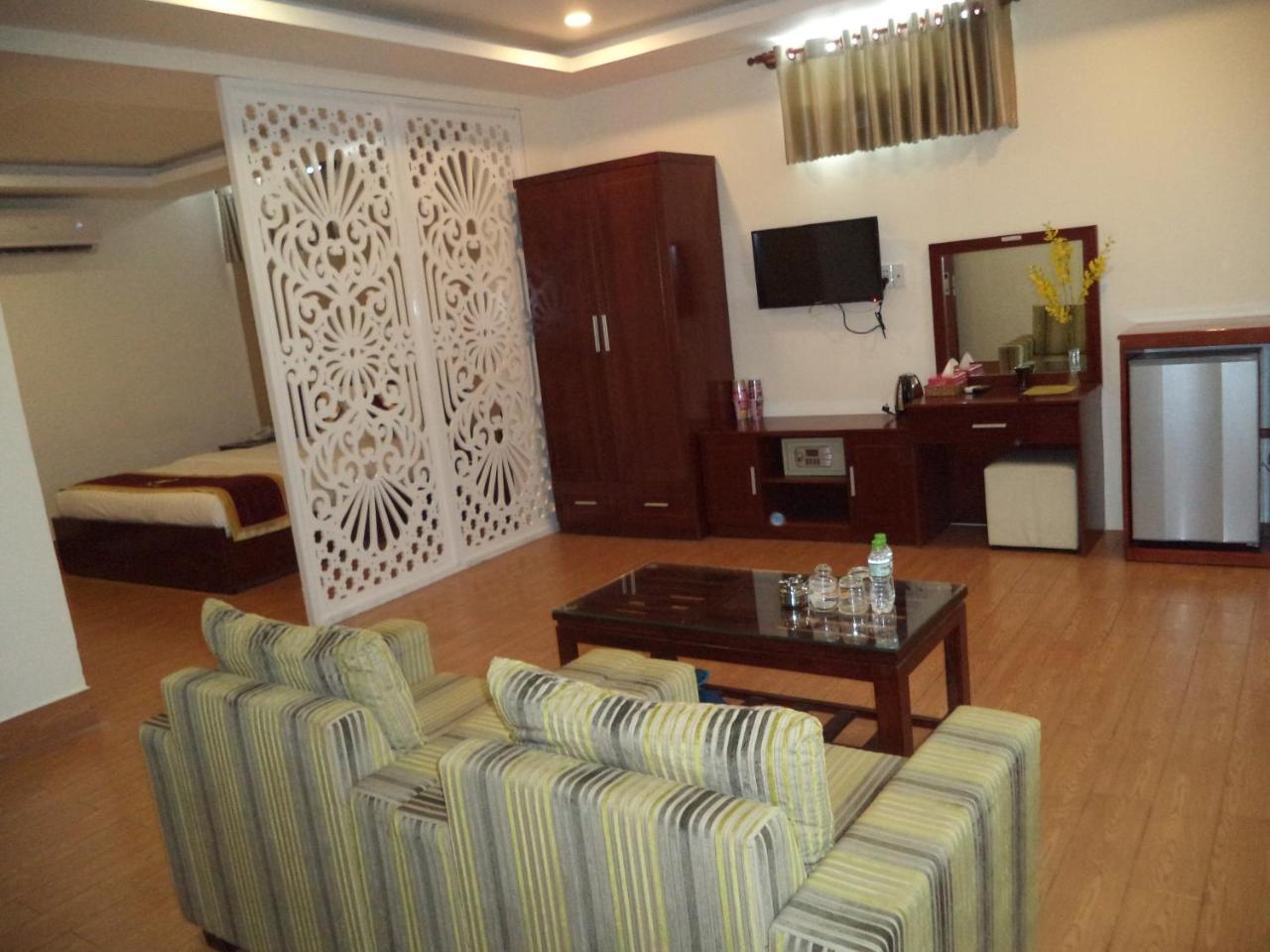 Golf Star Hotel Hô Chi Minh-Ville Extérieur photo